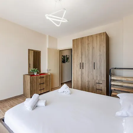 H&h Beachfront By Ps Durrës